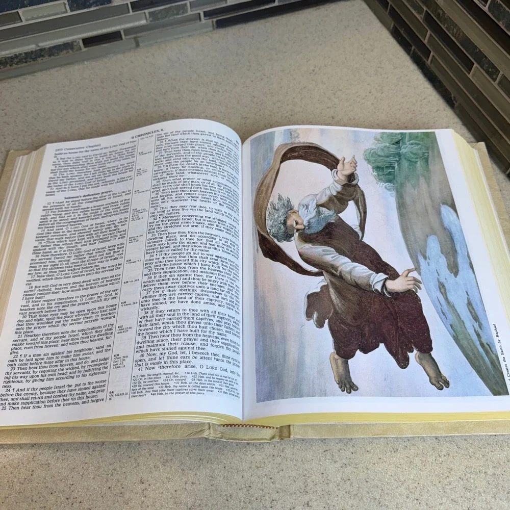 New Heirloom Holy Bible Master Reference Edition KJV Red Letter 1988 Large Print